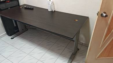 meja heavy duty cond 9/10