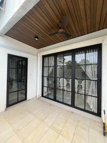 Space-Saving Folding Door (New Promotion)