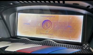 BMW E60 Infotainment Display