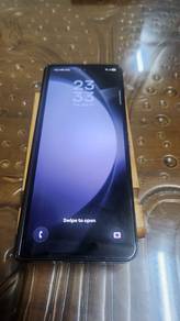 Samsung Z fold 5