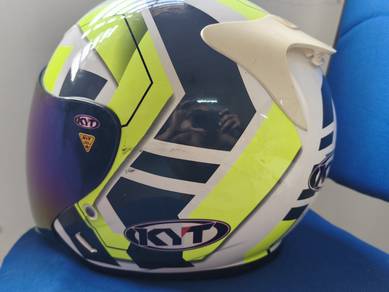 Helmet KYT Saiz L