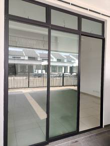 Sliding Door