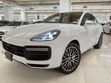 Porsche Cayenne Turbo TURBO  in Petaling Jaya, SGR