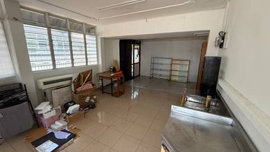Semi-Detached House For Rent in Tanjong Tokong,PNG