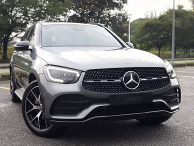 Mercedes Benz GLC300 300 4MATIC AMG LINE in Sungai Besi, KUL