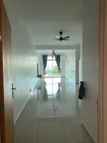 Condominium For Sale in Setia Tri-angle