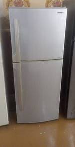 2 pintu toshiba