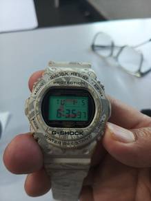 G-Shock DW-5700SLG-7