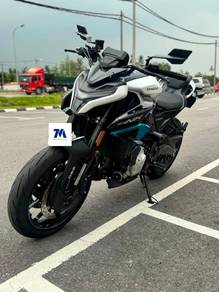CFMOTO 675NK