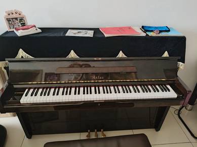 Atlas Japan second hand piano