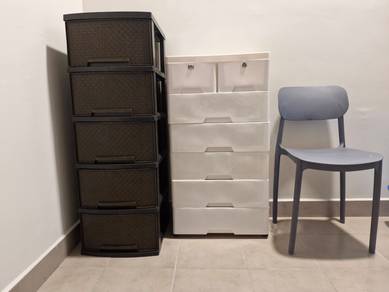 2-Piece Cupboard Set | Good Condition | Spacious