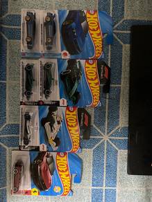 hotwheel GTR R34 F1 Visa F1 Aston martin Ferrari
