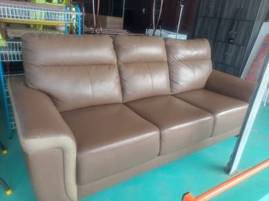Sofa 3 Seater Coklat