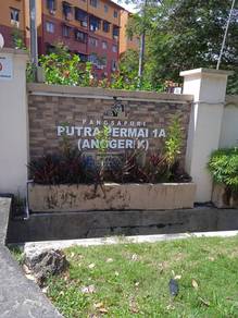 Room in Seri Kembangan, SGR