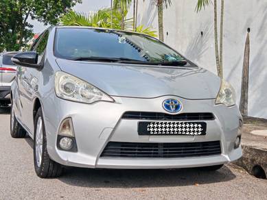 Toyota Prius c (HYBRID) in Greenlane, PNG