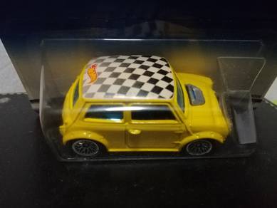 2000 Hotwheels Mini Cooper
