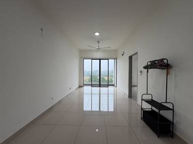 Condominium For Rent in Legendview