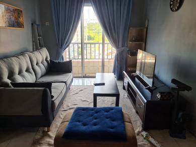 Apartment For Rent in Vista Pinggiran