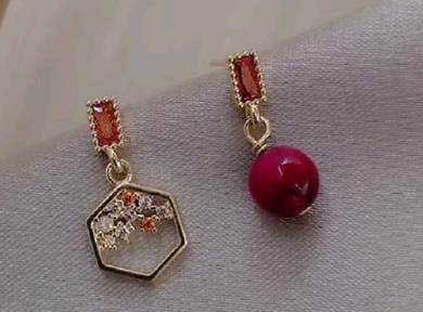 2 patterm design earring