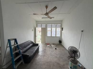 Flat For Sale in Taman Desa Damai