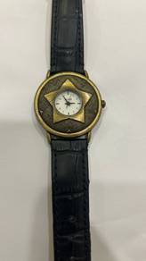 GUESS Star Dial Watch Black Leather Strap (90s)