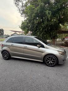 Mercedes Benz B200 200 T AVANTGARDE (CBU) in Baling, KDH