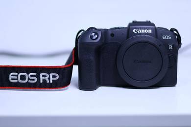 Canon EOS RP Mirrorless Camera