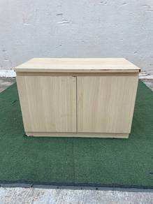 YB15B Almari Rendah 2 Doors Low Cabinet Oak