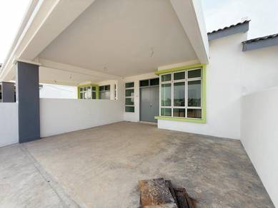 1-storey Terraced House For Sale in Cheng,MLK