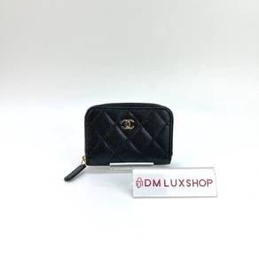 99% New Chanel Classic Black Caviar Zipped