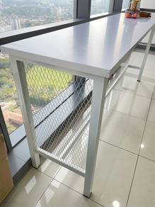 Bar Table