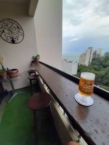 Condominium For Sale in Miami Green