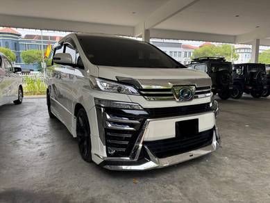Toyota Vellfire Z in Kuching, SWK