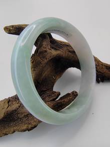 58.90mm Icy Ice Light Lavender Jadeite Jade Bangle