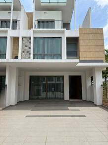 3-storey Terraced House For Sale in Cyberjaya,SGR