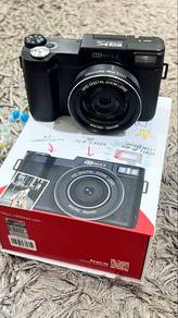 Digital Camera