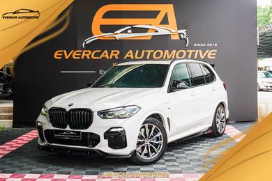 BMW X5 xDRIVE45e M SPORT in Desa Petaling, KUL