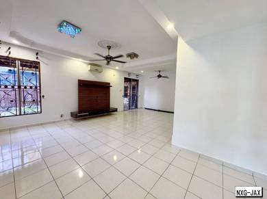 Semi-Detached House For Sale in Klang,SGR