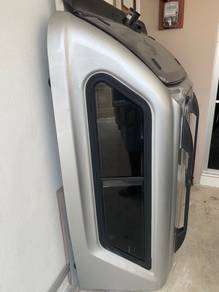 boned penutup Nissan navara np300