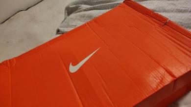 sport shoes Nike saiz 12us