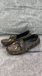 Authentic LV Mocasin Loafer Brown EU35