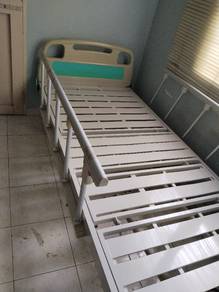 Katil pesakit hospital (used)