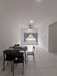 Apartment For Rent in Residensi Acacia