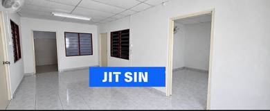 Cluster House For Rent in Jelutong,PNG