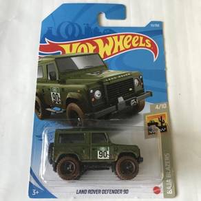 CFE249 2017 Mattel Hot Wheels HW LAND ROVER DEFEND