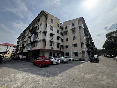 Flat For Sale in Taman Merbau Indah