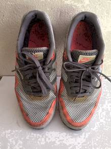 Nike Air Max (Ladies) US 7.5 / UK 5 /EUR 38.5