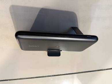Wireless Power Bank