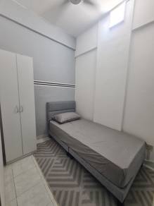 Room in Putrajaya, PJY