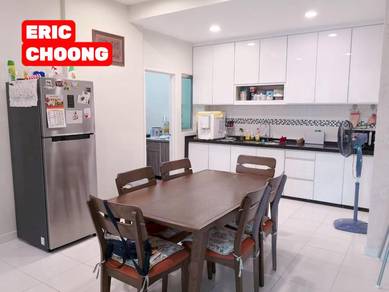 Condominium For Sale in One World 1